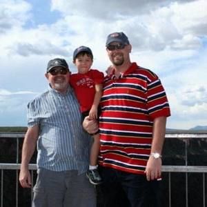 Meet your Posher, Raymond